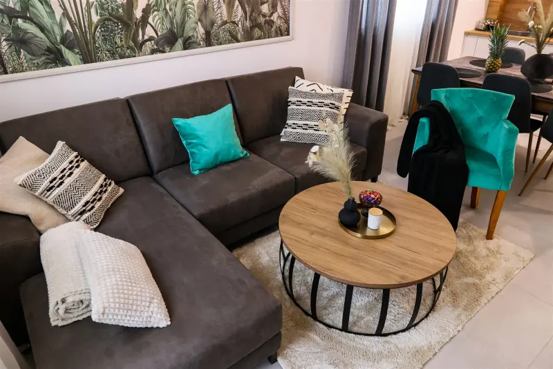 Apartment 3